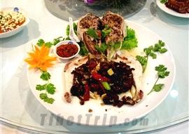 Tibetan food, Dining in Lhasa