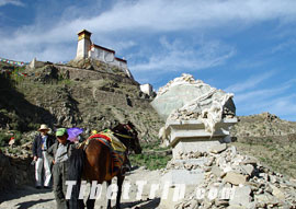 Yumbu Lakang, Shannan attraction, Tibet