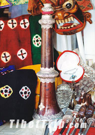 Tibetan handicrafts on Barkhor Street, Lhasa